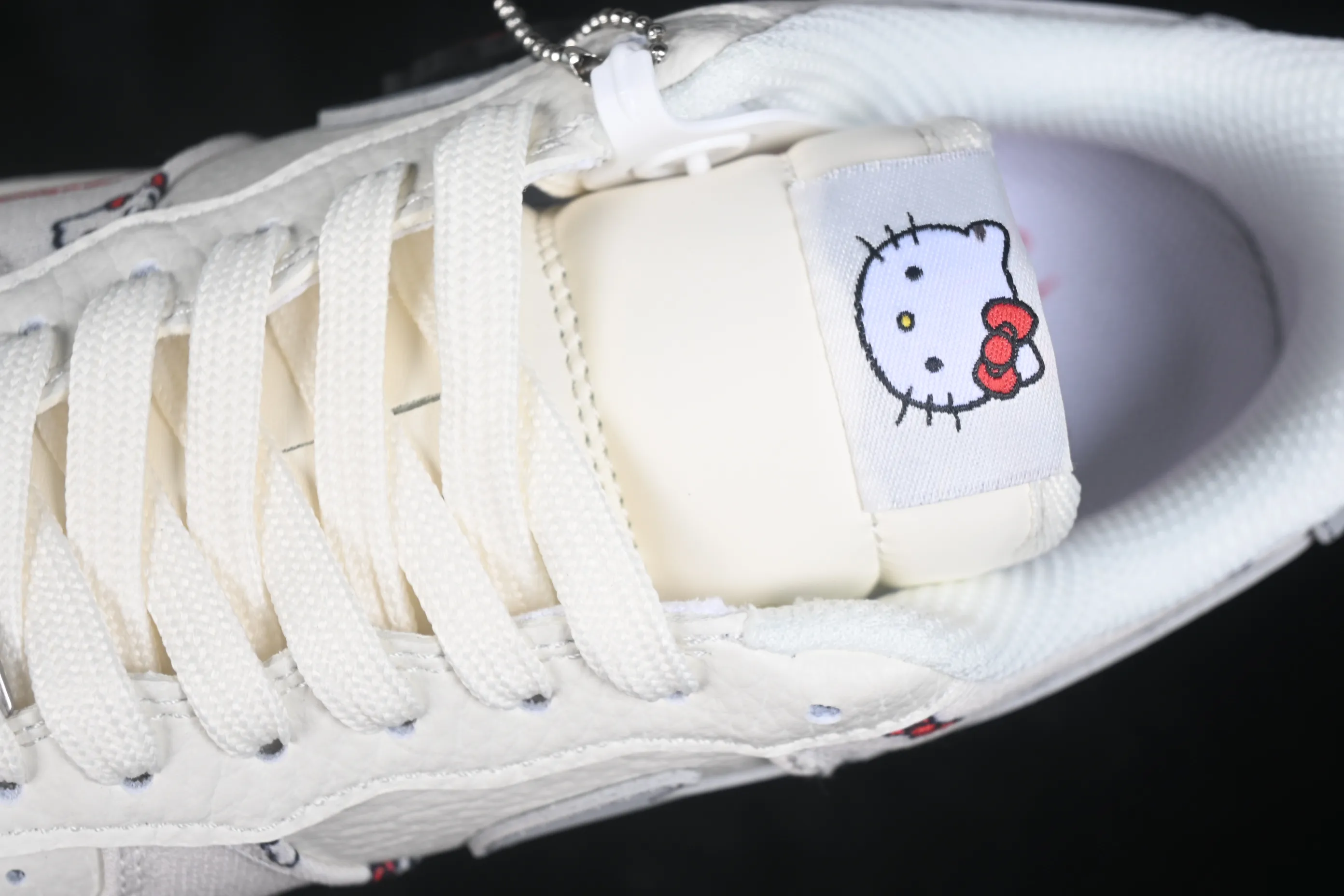 All categories Nk Air Force 1 Air Force series Nk Air Force 1 Low Hello Kitty x Nike Air Force 1'07 Low Air Force 1 low-top casual sneakers NH0601-608